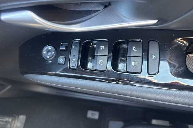 Hyundai TUCSON 1.6 TGDi Plug-in Hybrid Ultimate 5dr 4WD Auto