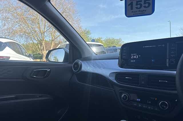 Hyundai i10 1.2 [79] Premium 5dr Auto [Nav]