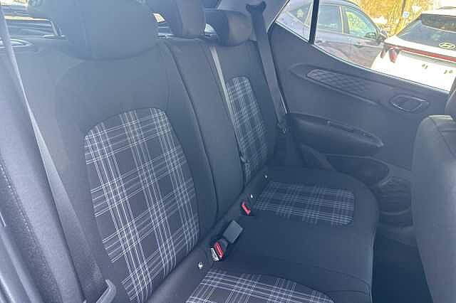 Hyundai i10 1.2 [79] Premium 5dr Auto [Nav]