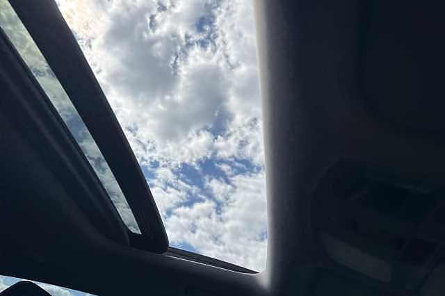 Hyundai KONA 150kW Ultimate 64kWh 5dr Auto