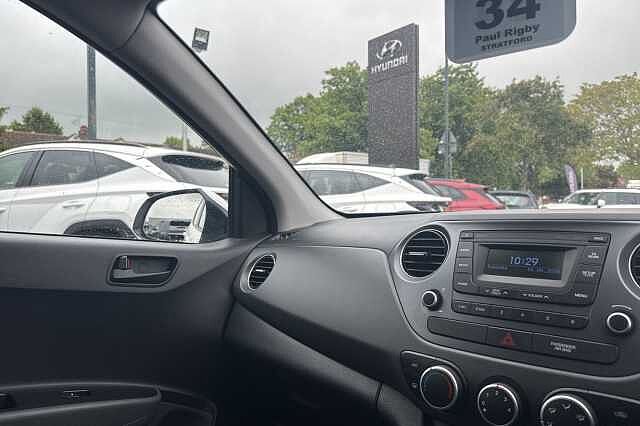 Hyundai i10 1.2 SE 5dr