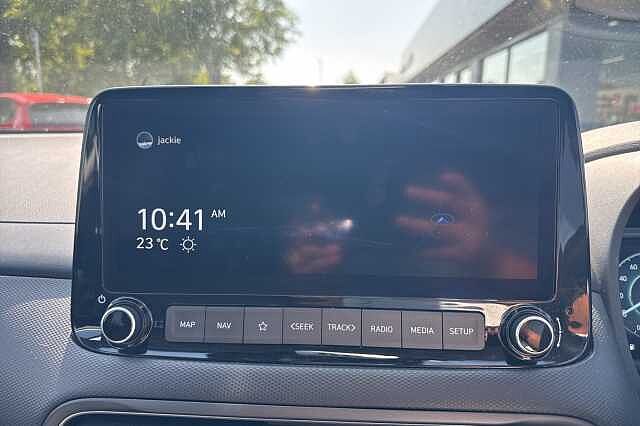 Hyundai KONA 1.6 GDi Hybrid Ultimate 5dr DCT White