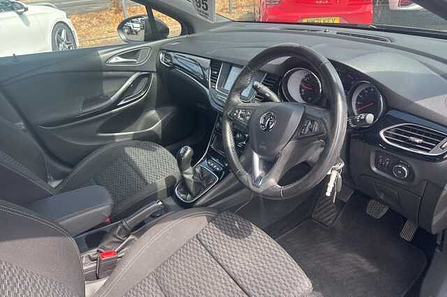 Vauxhall Astra 1.4T 16V 150 SRi Vx-line Nav 5dr