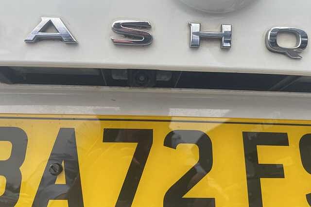 Nissan Qashqai 1.3 DiG-T MH 158 N-Connecta 5dr