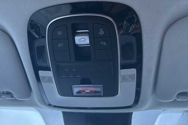 Hyundai SANTA FE 1.6 TGDi Hybrid Ultimate 5dr 4WD Auto