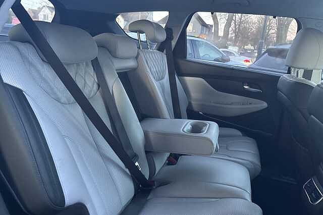 Hyundai SANTA FE 1.6 TGDi Hybrid Ultimate 5dr 4WD Auto