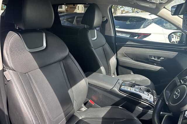 Hyundai TUCSON 1.6 TGDi Hybrid 230 Ultimate 5dr 2WD Auto Black
