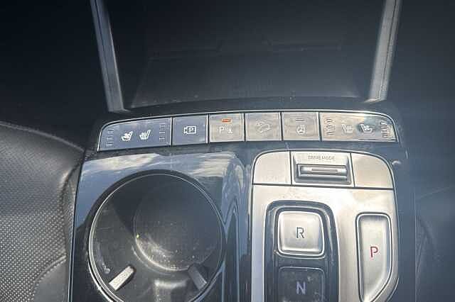 Hyundai TUCSON 1.6 TGDi Hybrid 230 Ultimate 5dr 2WD Auto Black