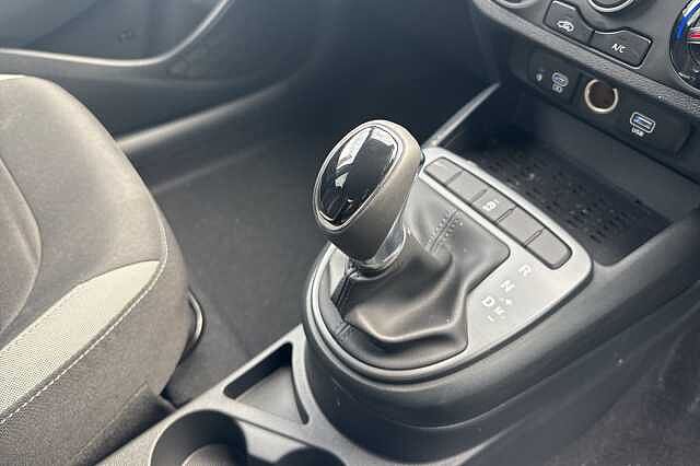 Hyundai i10 1.0 [63] Advance 5dr Auto [Nav] **PRE REG**