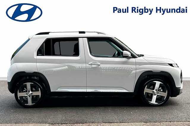 Hyundai INSTER 02 Long Range Auto (115ps) White