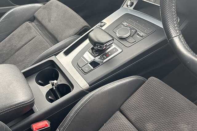 Audi Q5 2.0T FSI Quattro S Line 5dr S Tronic