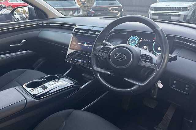 Hyundai TUCSON 1.6 TGDi Hybrid 230 SE Connect 5dr 2WD Auto Black