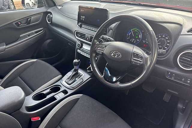 Hyundai KONA 1.6 GDi Hybrid Premium 5dr DCT Red