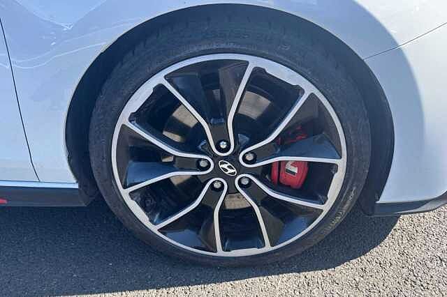 Hyundai I30 FASTBACK 2.0T GDI N Performance 5dr White