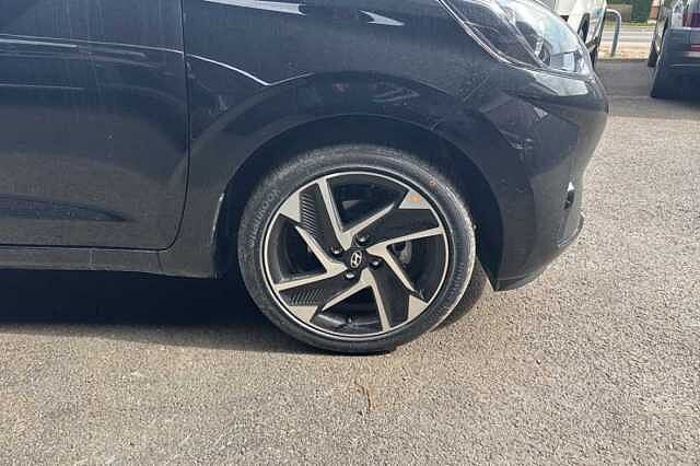 Hyundai i10 1.2 [79] Premium 5dr Auto [Nav]
