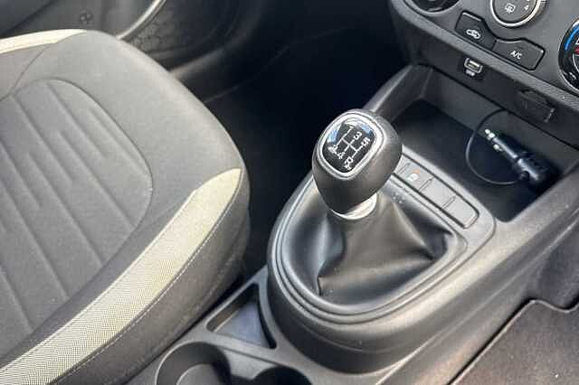 Hyundai i10 1.0 MPi SE Connect 5dr