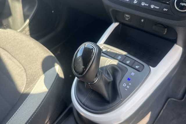 Hyundai i10 1.2 MPi Premium 5dr Auto