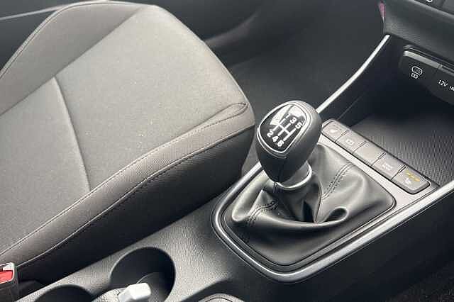 Hyundai BAYON 1.0 TGDi [90] Black Line 5dr Green