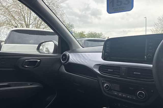 Hyundai i10 1.2 [79] Premium 5dr Auto [Nav]