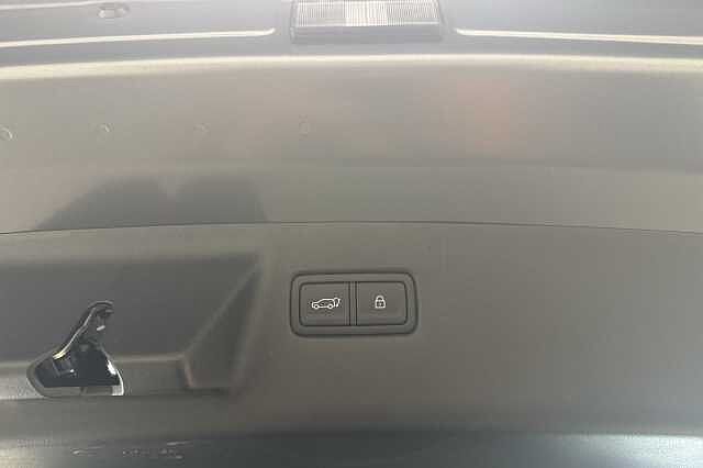 Hyundai SANTA FE 1.6 TGDi Hybrid Calligraphy 5dr Auto **Available For Immediate Delivery**