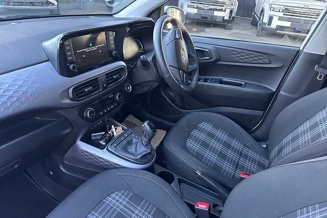 Hyundai i10 1.0 [63] Premium 5dr Auto [Nav]