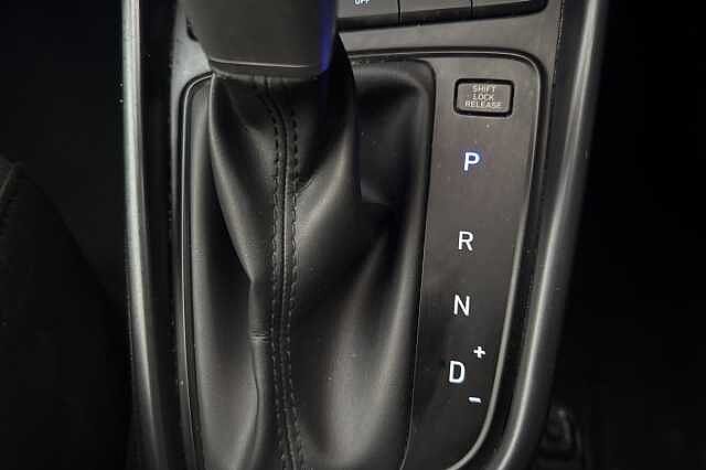 Hyundai BAYON 1.0 TGDi 48V MHEV SE Connect 5dr DCT Blue