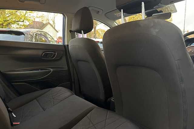 Hyundai BAYON 1.0 TGDi 48V MHEV SE Connect 5dr DCT Blue