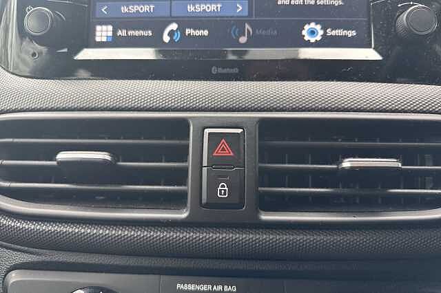 Hyundai i10 1.0 MPi SE Connect 5dr