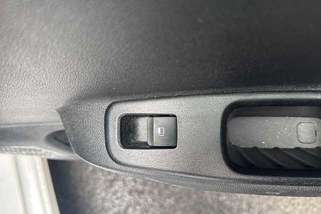 Hyundai i10 1.0 MPi SE Connect 5dr