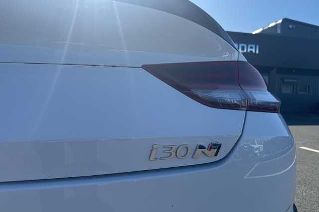 Hyundai I30 FASTBACK 2.0T GDI N Performance 5dr White