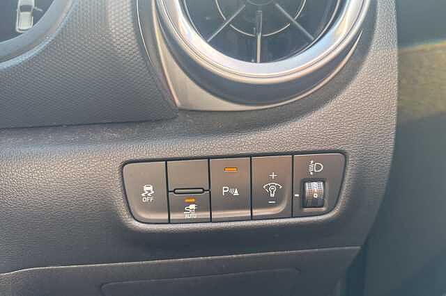 Hyundai KONA 150kW Premium 64kWh 5dr Auto