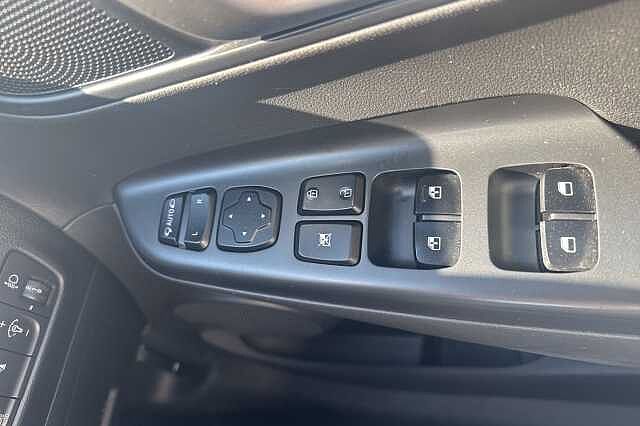 Hyundai KONA 150kW Premium 64kWh 5dr Auto