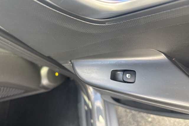Hyundai KONA 150kW Premium 64kWh 5dr Auto