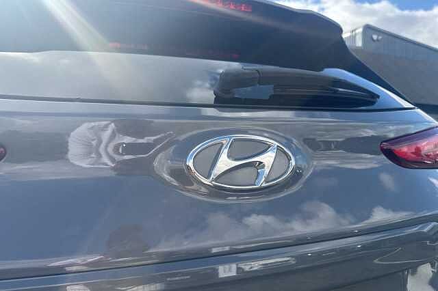 Hyundai KONA 150kW Premium 64kWh 5dr Auto