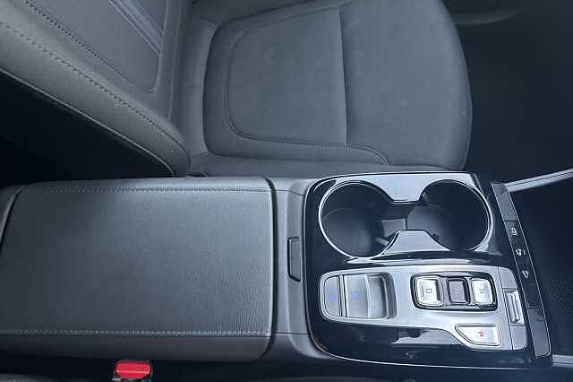 Hyundai TUCSON 1.6 TGDi Hybrid 230 SE Connect 5dr 2WD Auto Black