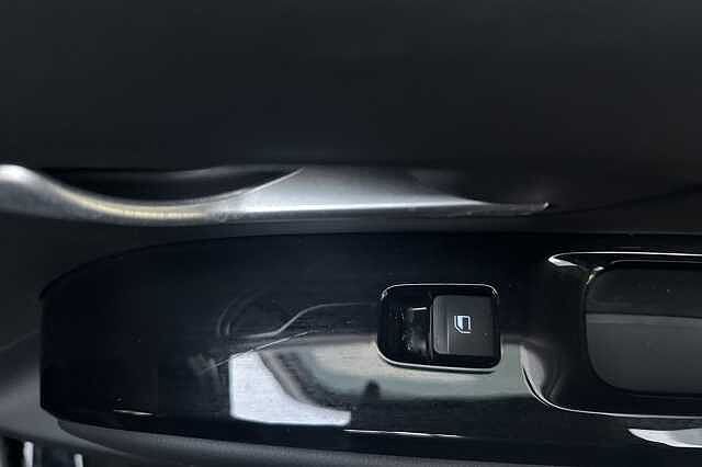 Hyundai TUCSON 1.6 TGDi Hybrid 230 SE Connect 5dr 2WD Auto Black