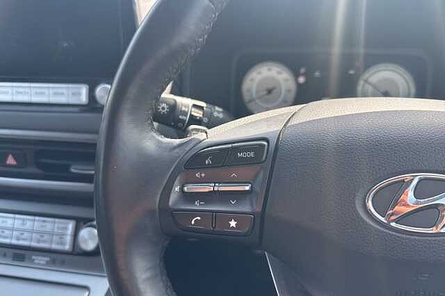 Hyundai KONA 150kW Ultimate 64kWh 5dr Auto White