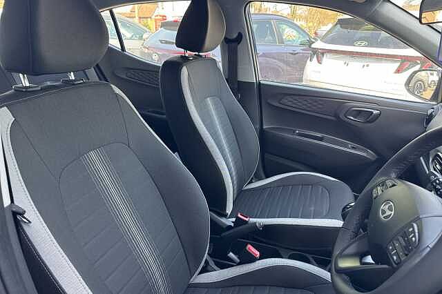 Hyundai i10 1.0 [63] Advance 5dr Auto [Nav]