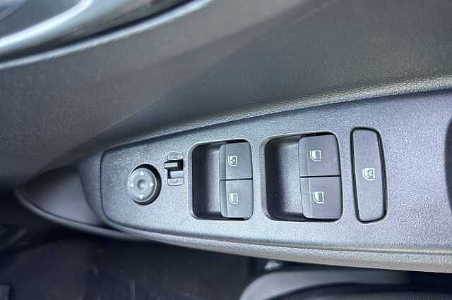 Hyundai i10 1.0 [63] Advance 5dr Auto [Nav]