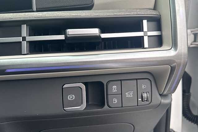 Hyundai SANTA FE 1.6 TGDi Plug-in Hybrid Ultimate 5dr 4WD Auto White