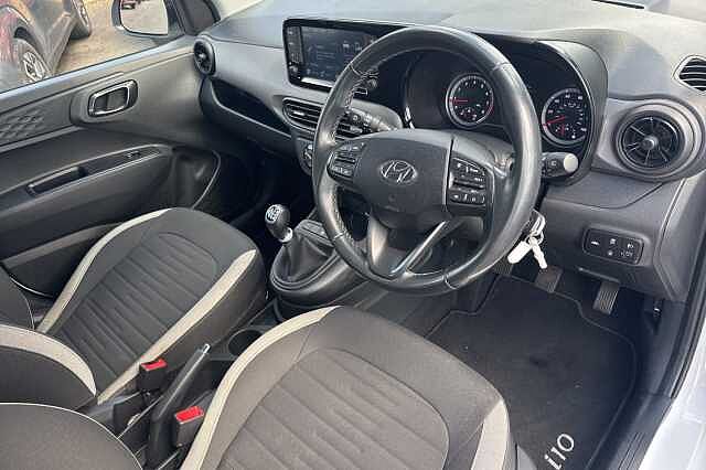 Hyundai i10 1.0 MPi SE Connect 5dr
