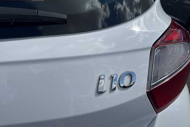 Hyundai i10 1.0 MPi SE Connect 5dr