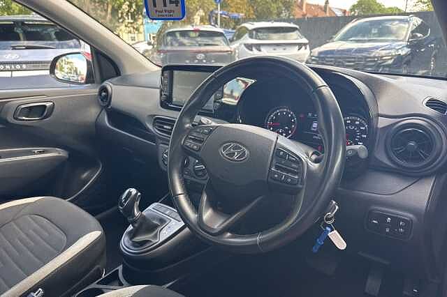 Hyundai i10 1.2 MPi SE Connect 5dr Auto