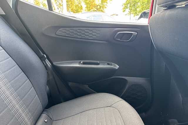 Hyundai i10 1.2 MPi SE Connect 5dr Auto