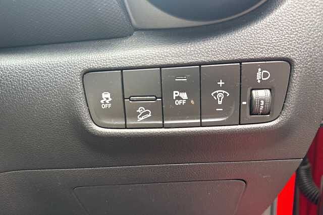 Hyundai KONA 1.0 TGDi 48V MHEV SE Connect 5dr Red