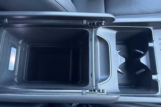 Hyundai SANTA FE 1.6 TGDi Hybrid Calligraphy 5dr Auto White