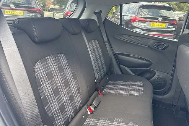 Hyundai i10 1.2 [79] Premium 5dr Auto [Nav]