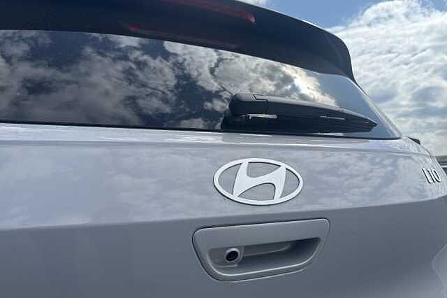 Hyundai i10 1.2 [79] Premium 5dr Auto [Nav]