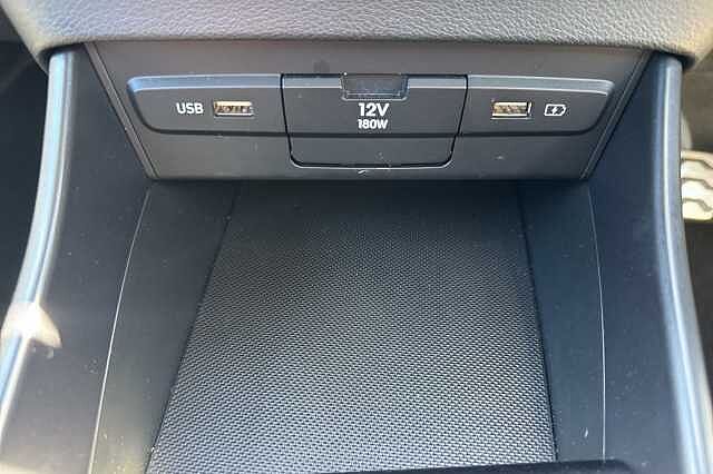 Hyundai BAYON 1.0 TGDi 48V MHEV SE Connect 5dr