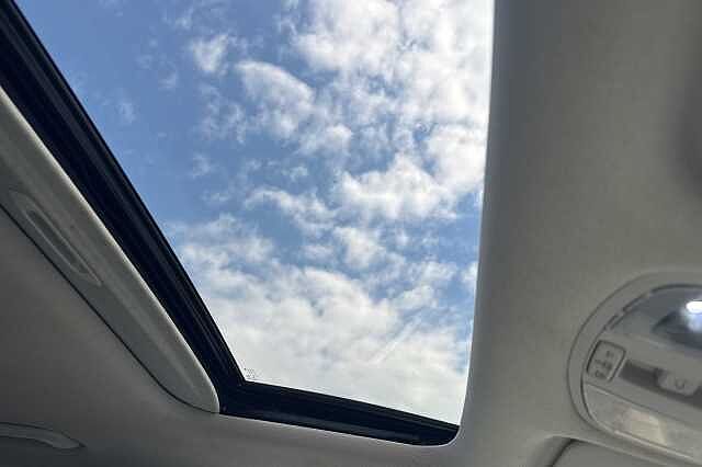 Hyundai KONA 150kW Ultimate 64kWh 5dr Auto